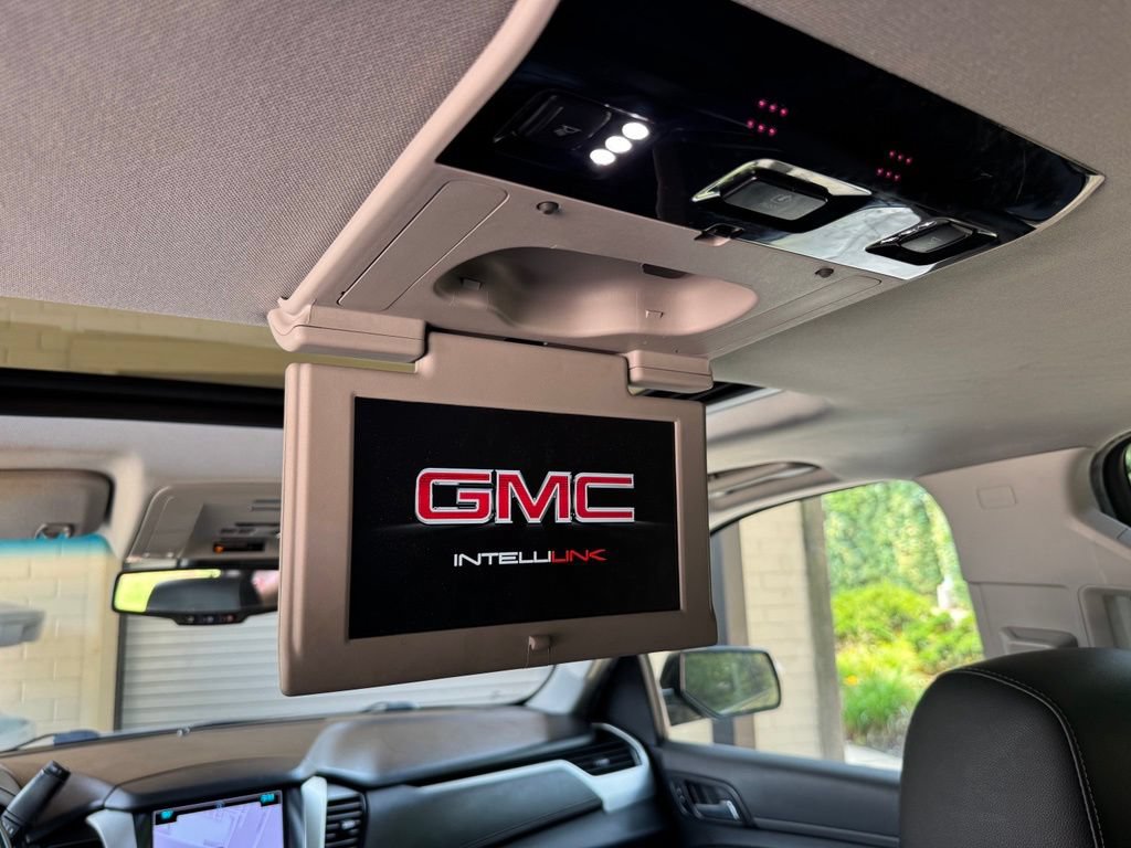 Used 2020 GMC Yukon XL SLT w/ Open Road Package AWD/4WD image 23