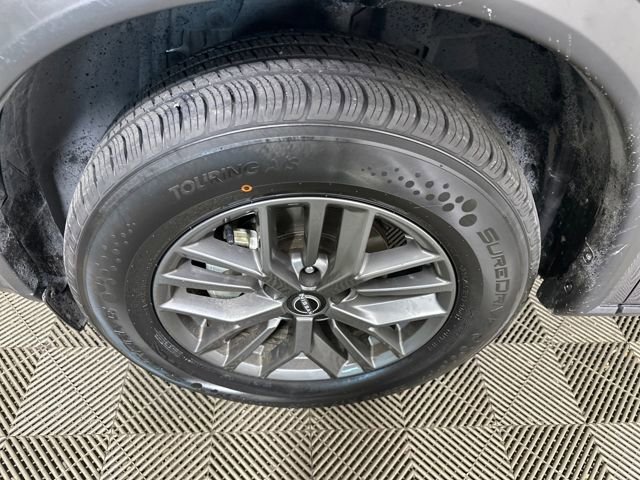 Used 2024 Nissan Rogue S image 10