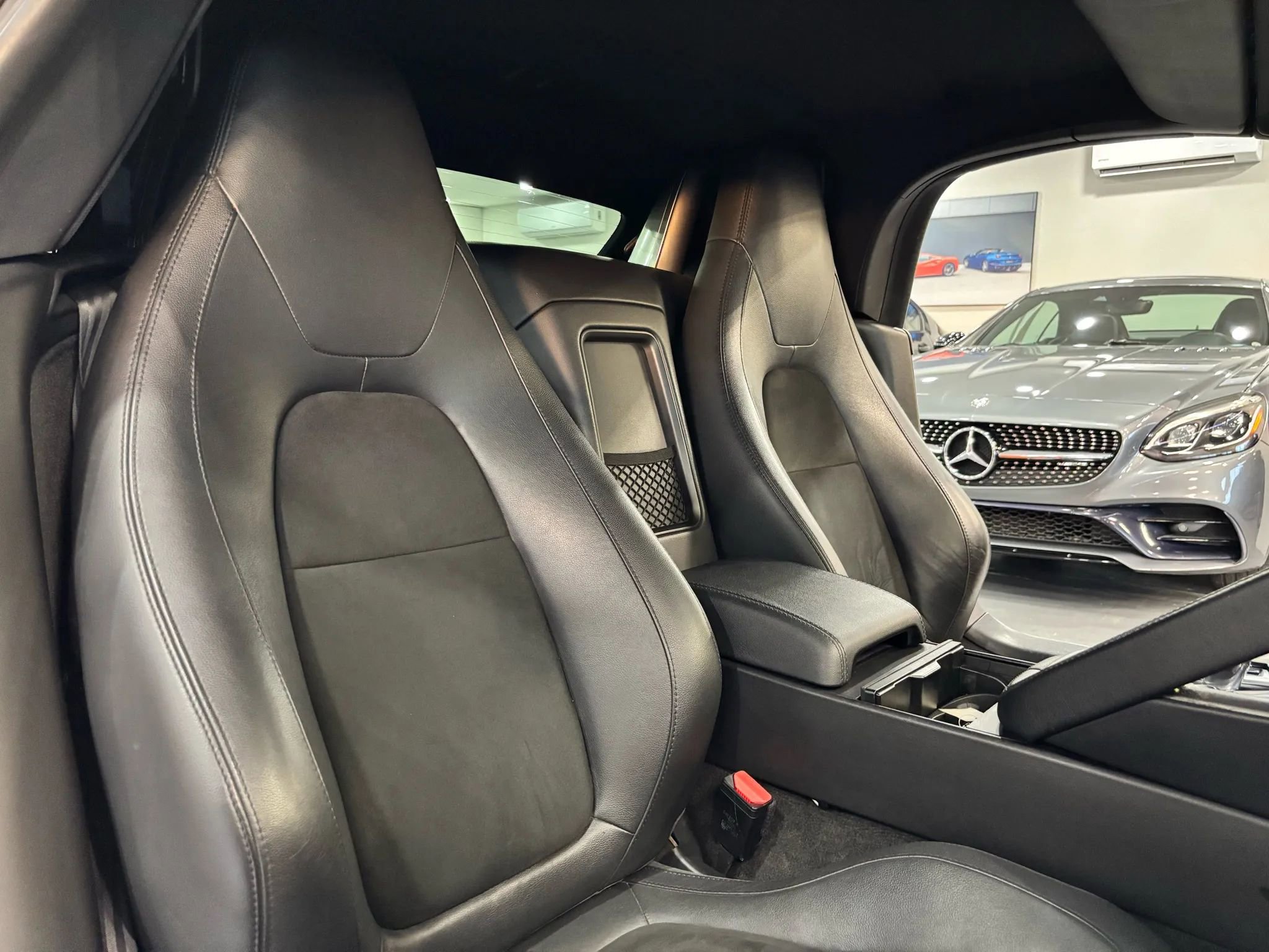 Used 2014 Jaguar F-TYPE Convertible image 13