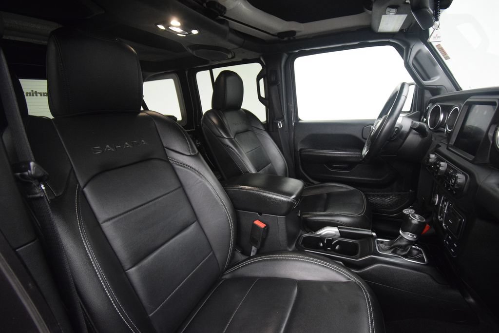 Used 2021 Jeep Wrangler Unlimited Sahara AWD/4WD image 19