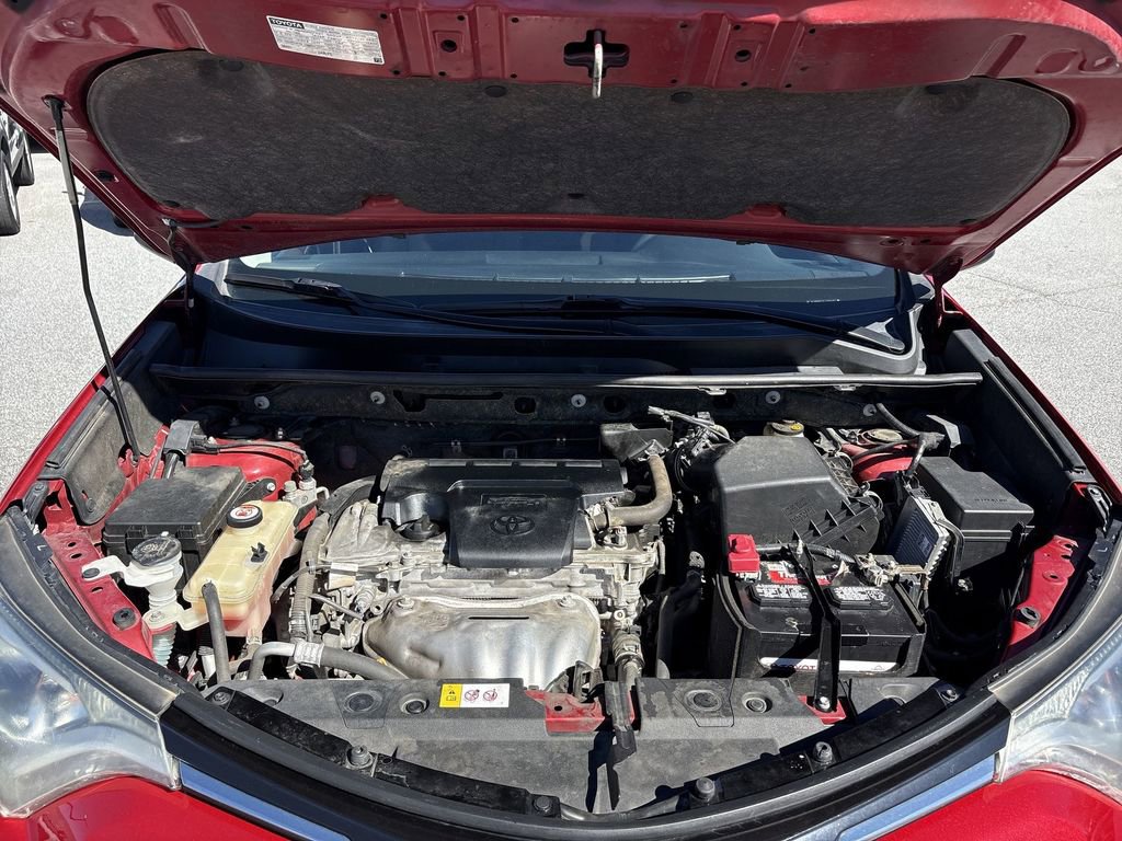 Used 2017 Toyota RAV4 LE image 28
