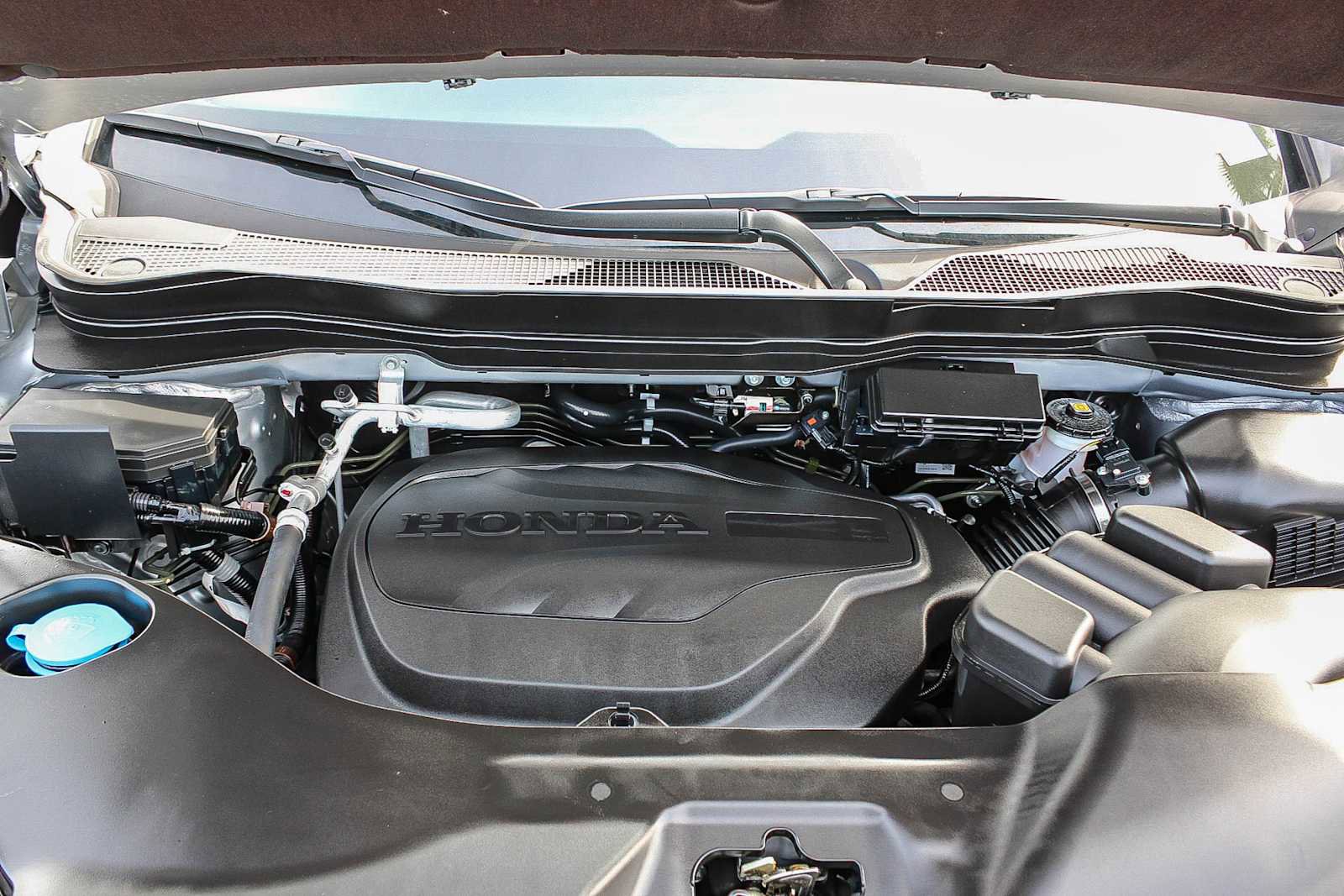 Certified 2025 Honda Ridgeline Sport+ image 25