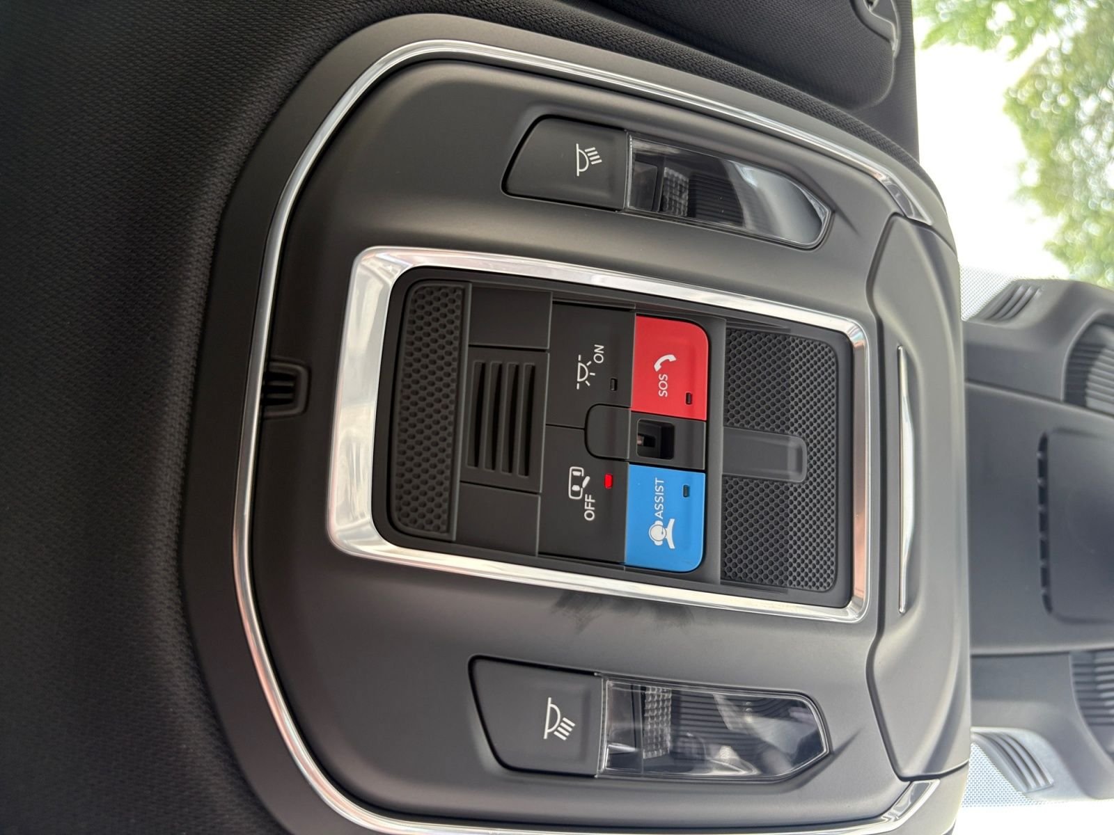 New 2026 Jeep Cherokee Laredo AWD/4WD image 24