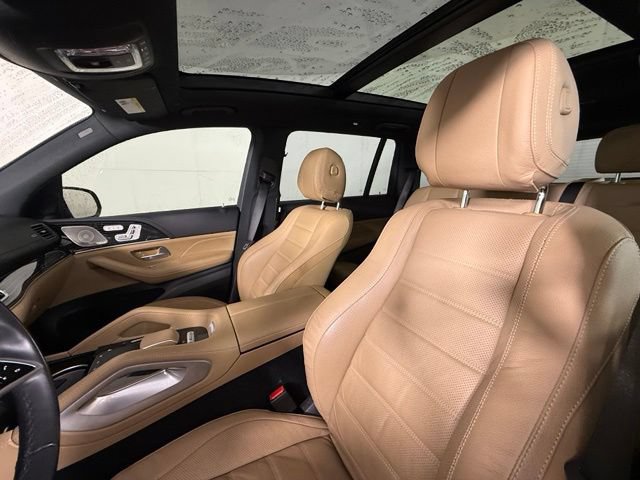 Used 2024 Mercedes-Benz GLS 580 4MATIC image 32