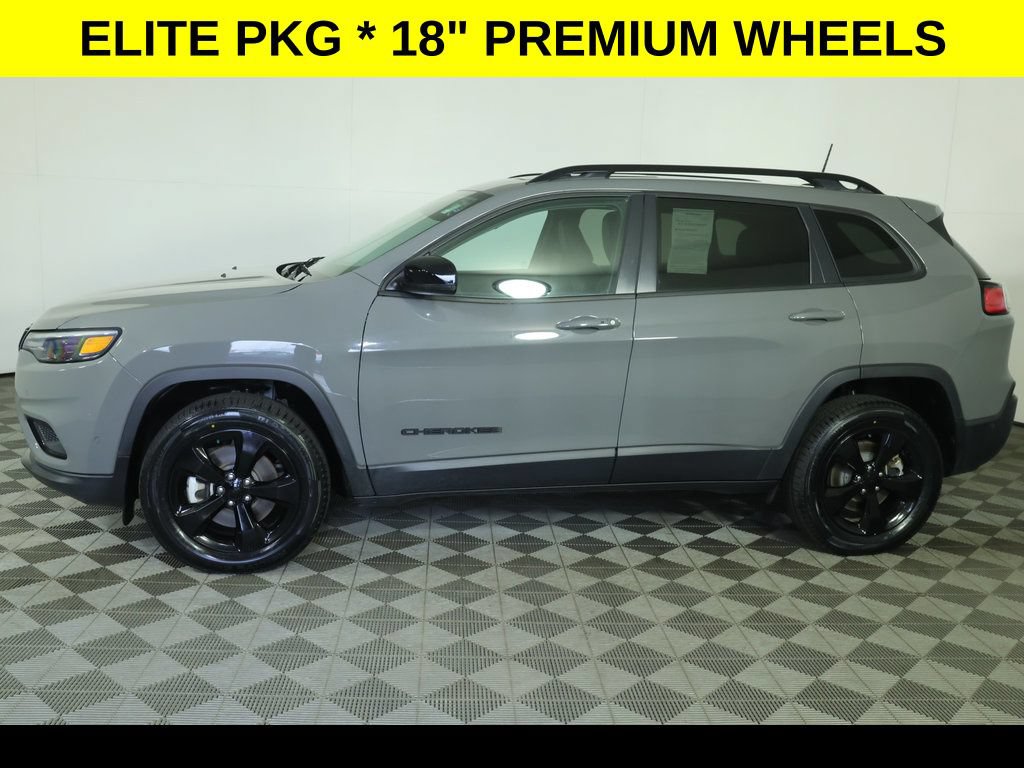 Used 2023 Jeep Cherokee Altitude Lux w/ Lux Elite Package AWD/4WD image 6