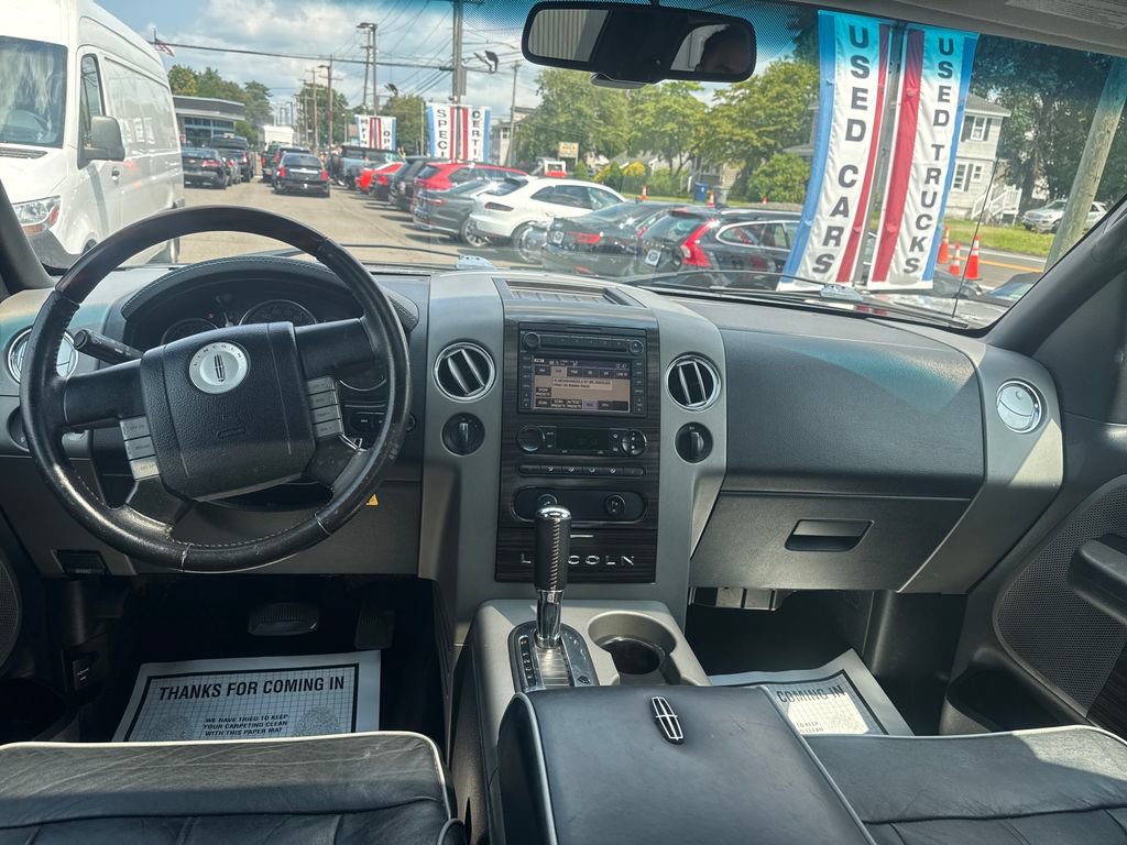 Used 2007 Lincoln Mark LT 4x4 image 12