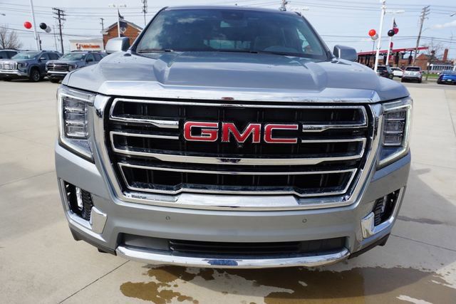 Used 2023 GMC Yukon SLT w/ SLT Premium Package image 10