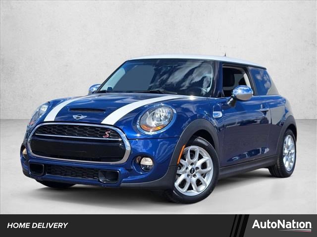 Used 2015 MINI Cooper S image 1
