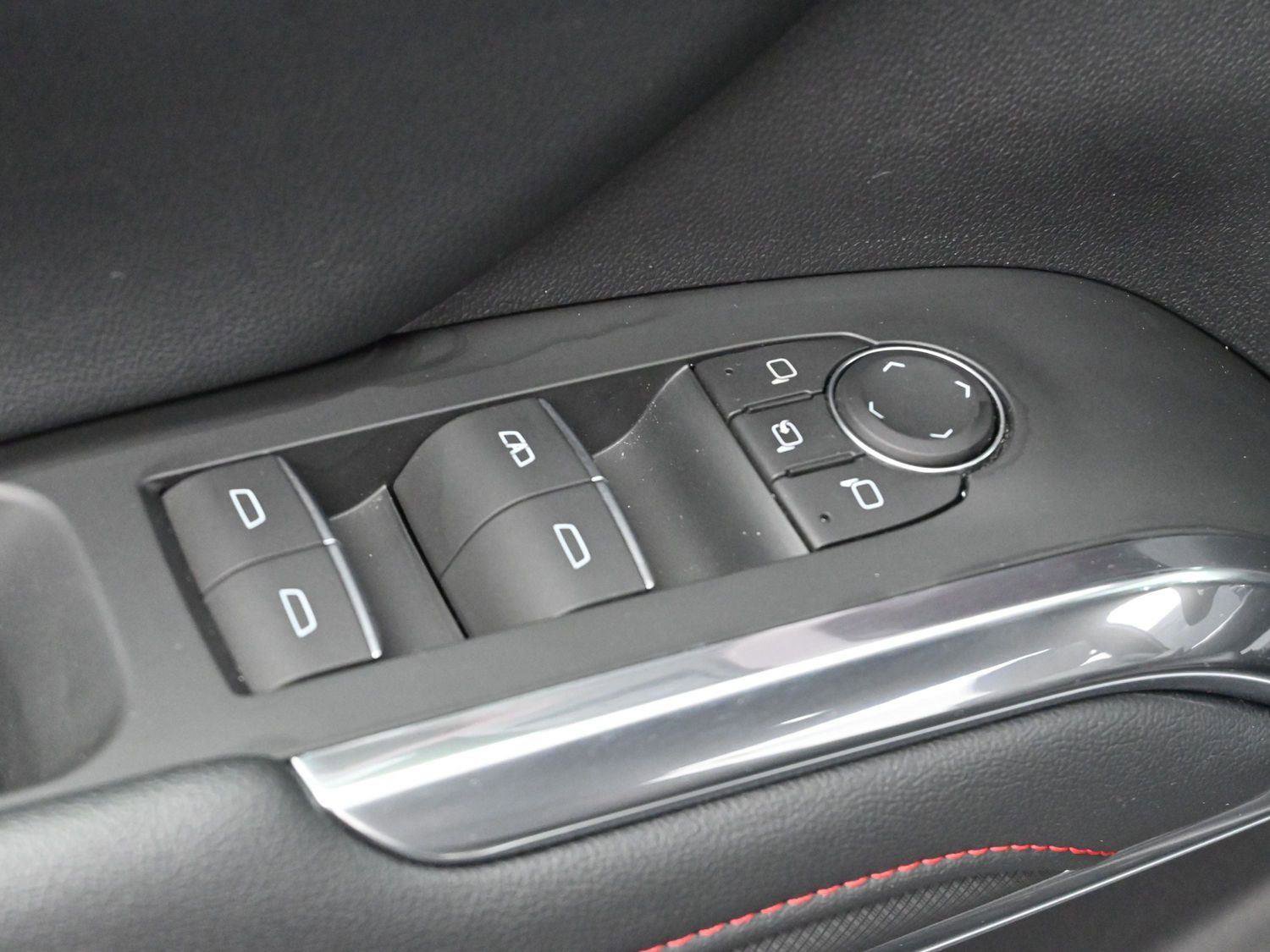 Used 2024 Chevrolet Traverse RS w/ LPO, Floor Liner Package image 14