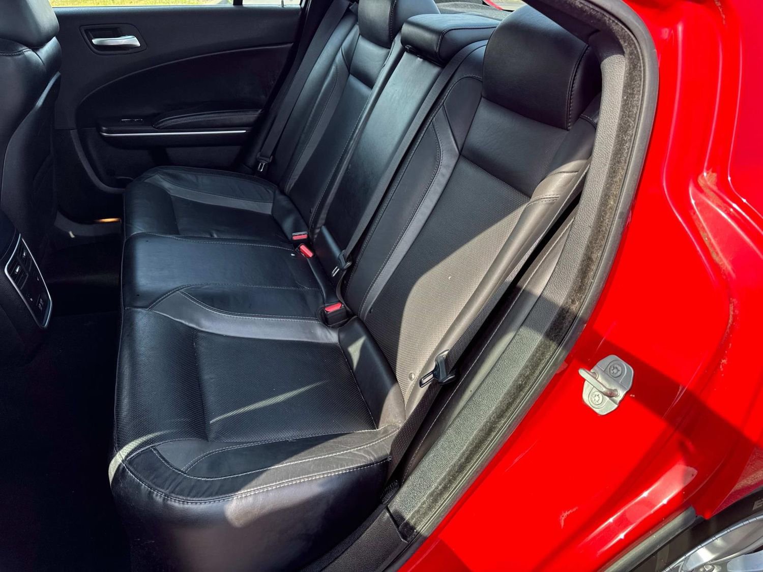 Used 2019 Dodge Charger SXT w/ Leather Interior Group image 14