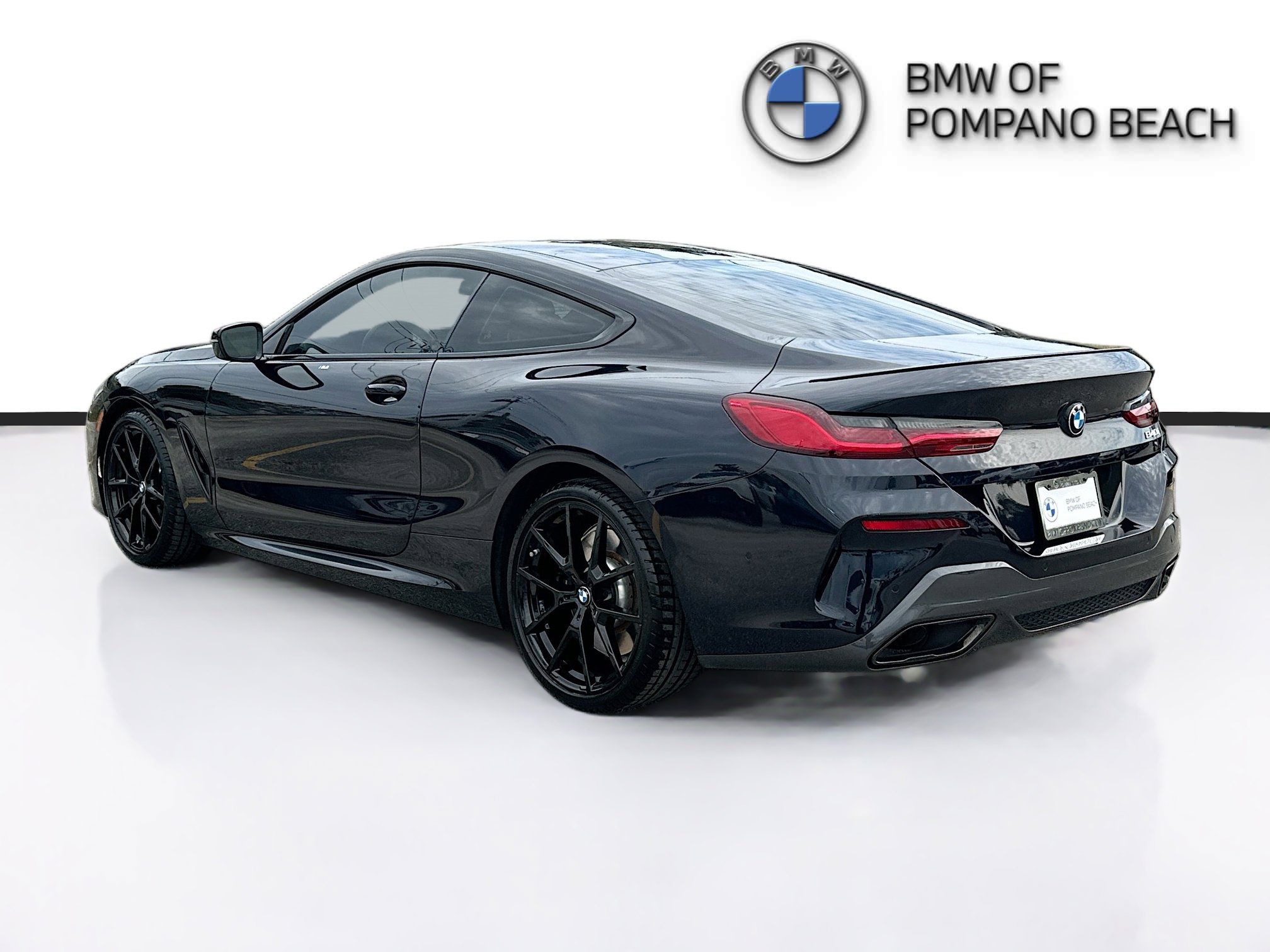 Used 2023 BMW 840i Coupe w/ M Sport Professional Package image 5