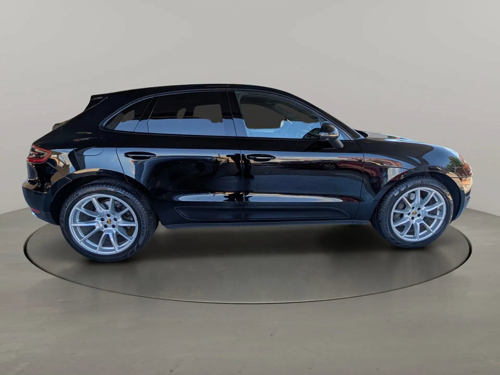Used 2018 Porsche Macan Sport Edition w/ Premium Package Plus AWD/4WD image 6
