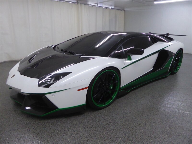 Used 2014 Lamborghini Aventador LP 700-4 AWD/4WD image 4