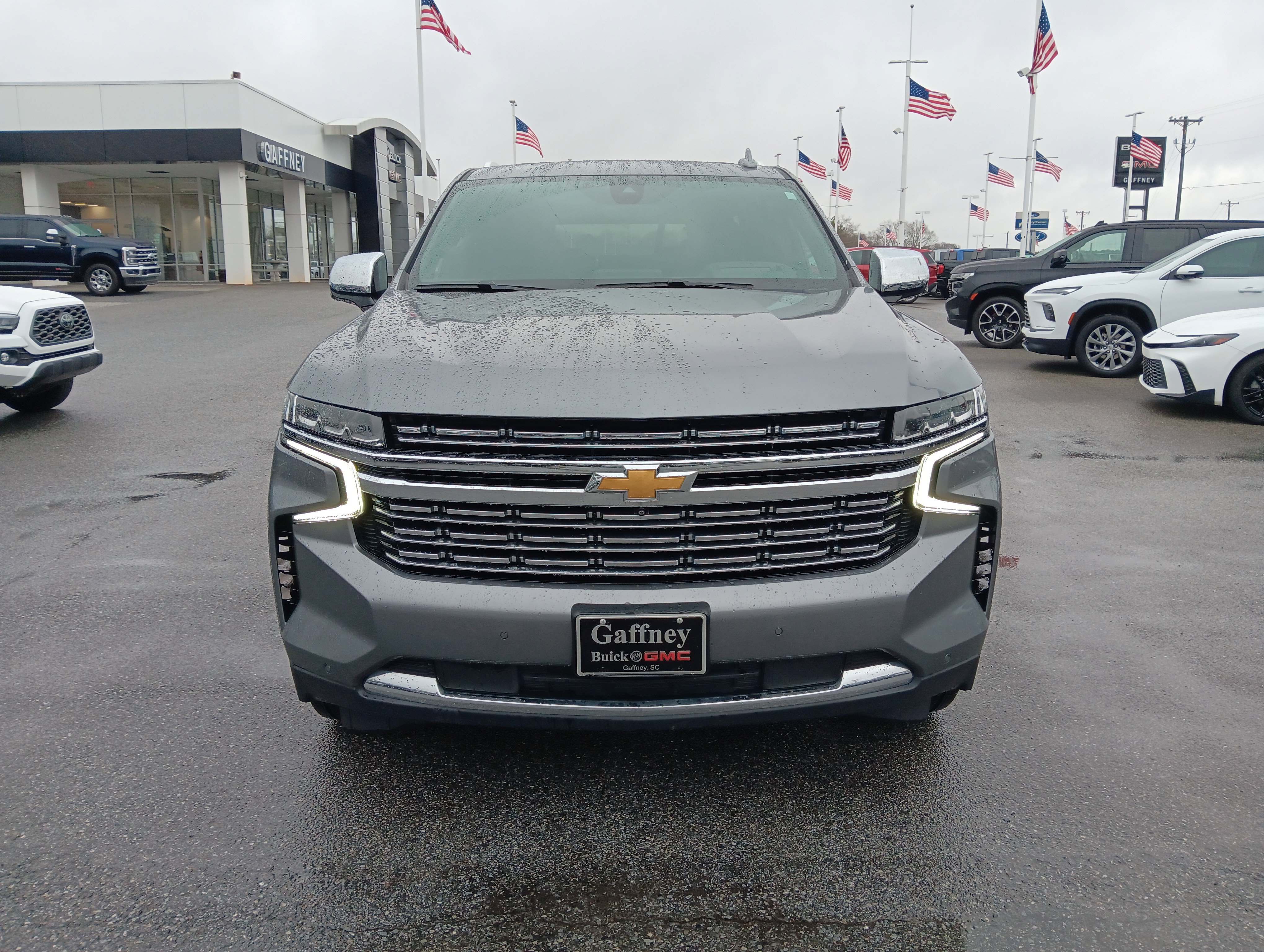 Used 2021 Chevrolet Tahoe Premier w/ Premium Package image 9