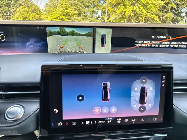 New 2026 Lincoln Nautilus Premier AWD/4WD image 17