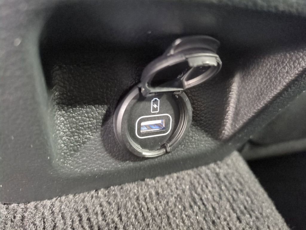 Used 2023 Genesis G70 2.0T w/ Sport Prestige Package image 15