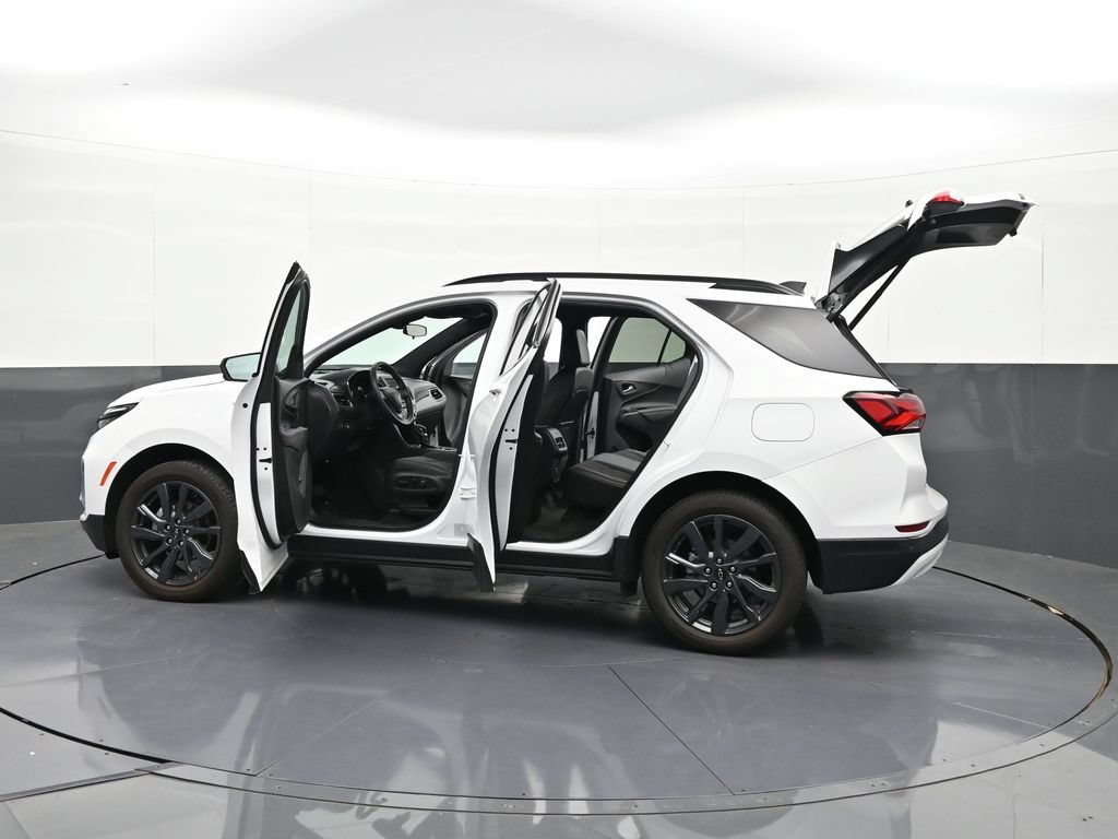 Certified 2024 Chevrolet Equinox RS AWD/4WD image 40