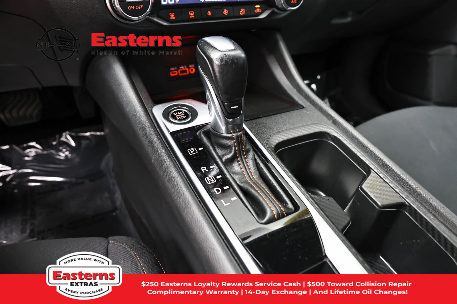Used 2023 Nissan Sentra SR w/ Midnight Edition Package FWD image 13