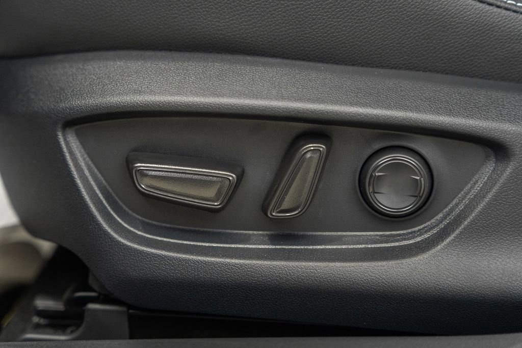 New 2026 Toyota Camry SE image 32