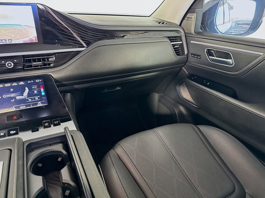 Used 2025 INFINITI QX80 Sensory image 25