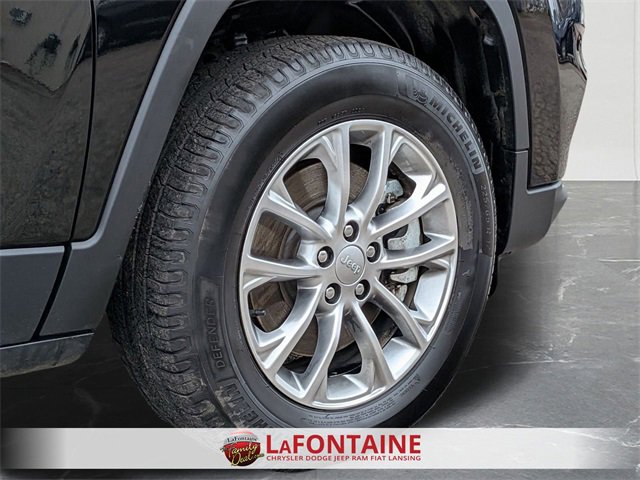 Certified 2022 Jeep Cherokee Latitude Lux image 31