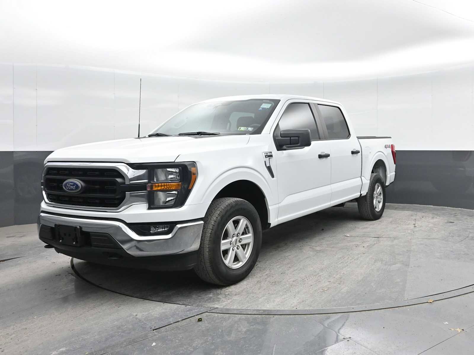 Used 2023 Ford F150 XLT image 5