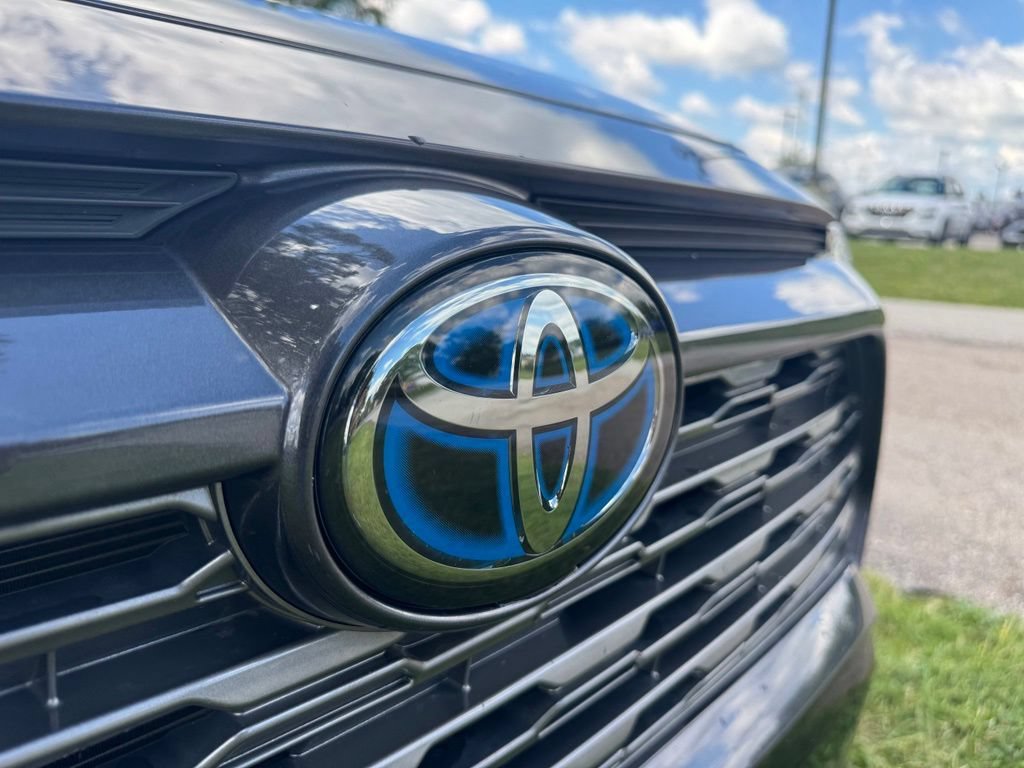 Used 2019 Toyota RAV4 XSE AWD/4WD image 13