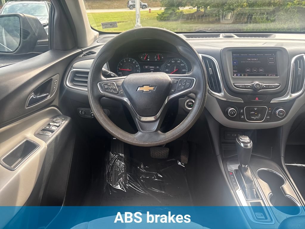 Used 2020 Chevrolet Equinox LS w/ LS Convenience Package FWD image 21