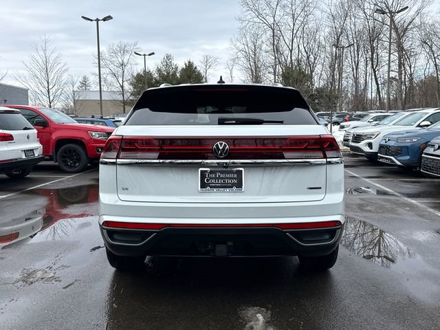 Certified 2024 Volkswagen Atlas Cross Sport SE image 5