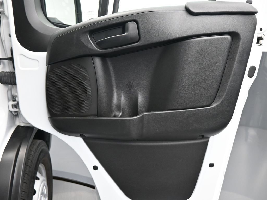 Used 2023 RAM ProMaster 2500 image 20