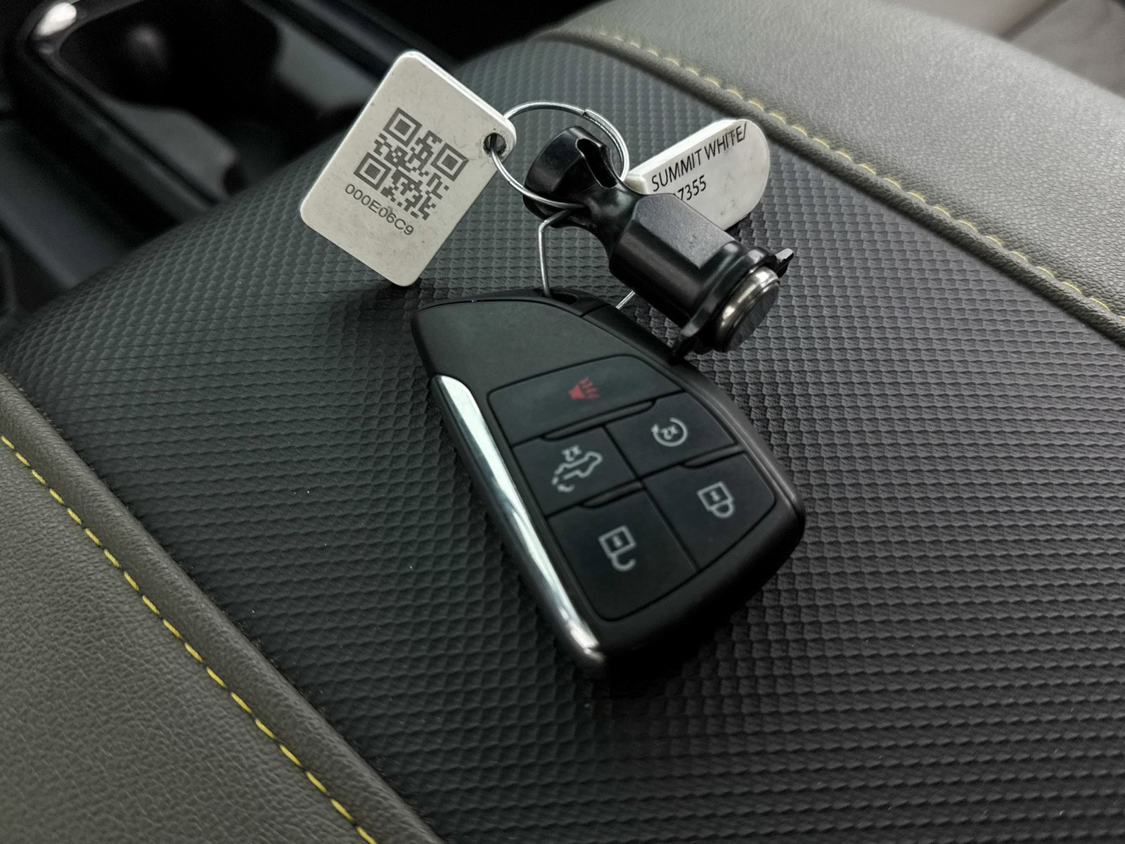 Used 2024 Chevrolet Silverado 1500 ZR2 w/ LPO, Dark Essentials Package image 37