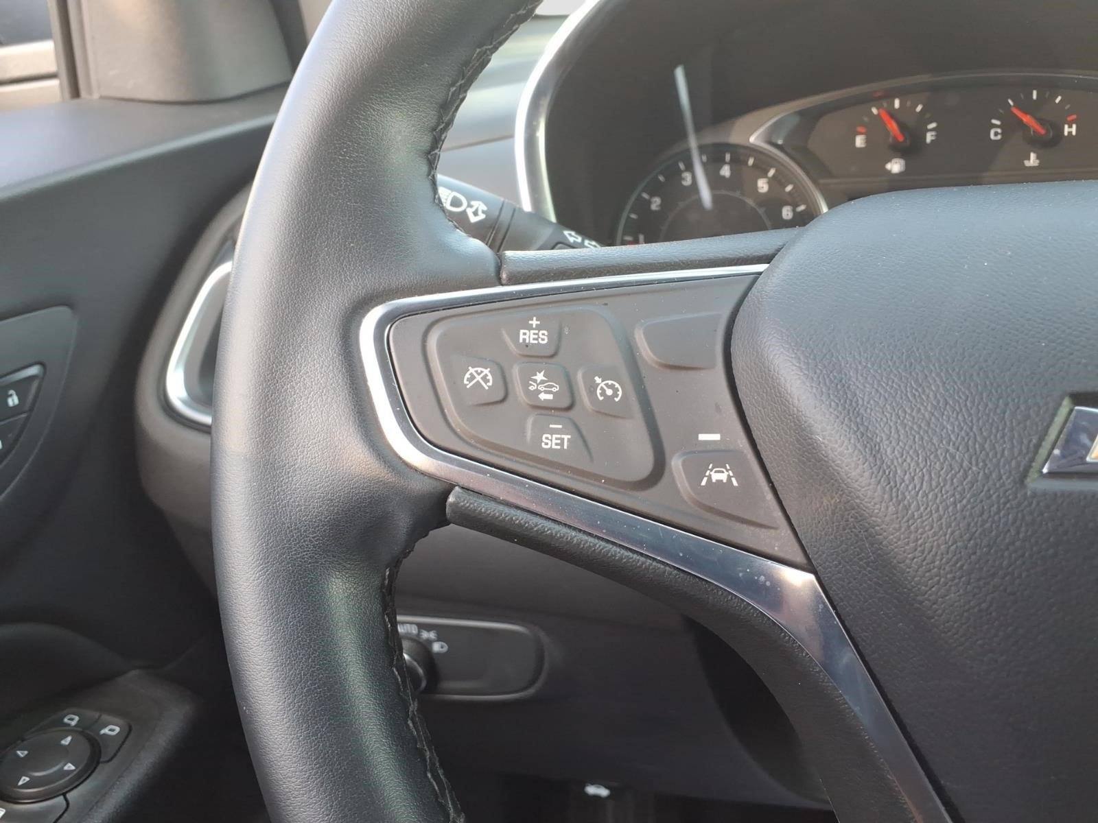 Used 2024 Chevrolet Equinox LT w/ LPO, Floor Liner Package AWD/4WD image 23