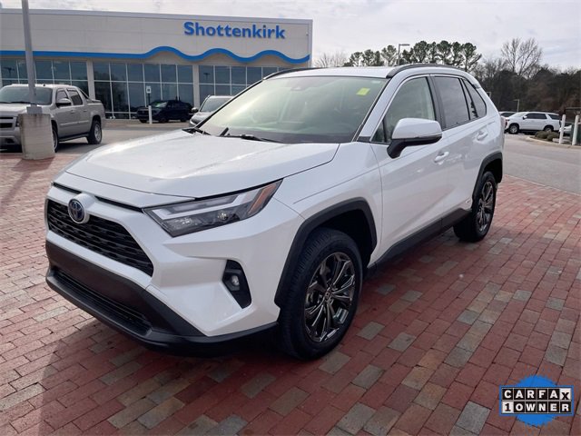 Used 2023 Toyota RAV4 XLE Premium image 32