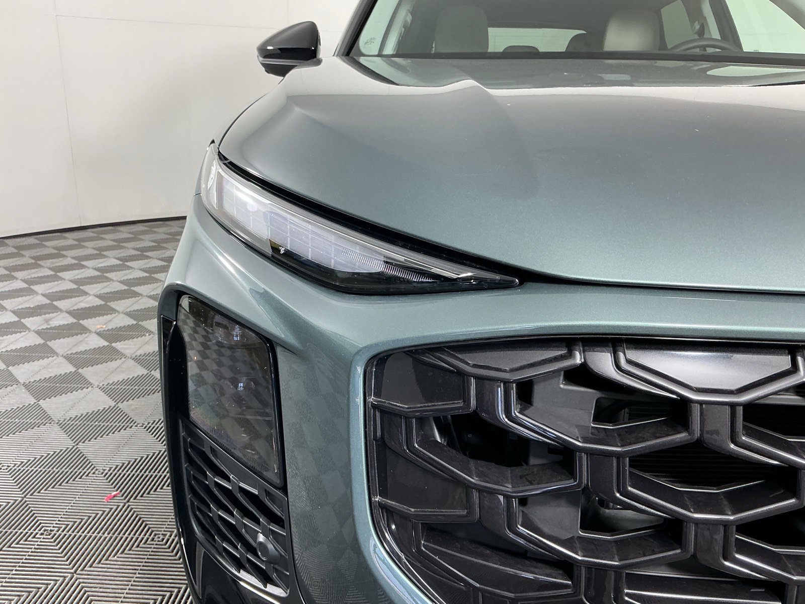 New 2026 Audi Q3 quattro 2.0T AWD/4WD image 3