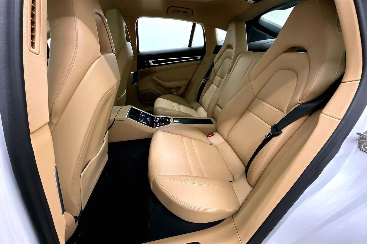 Used 2023 Porsche Panamera Platinum Edition RWD image 20
