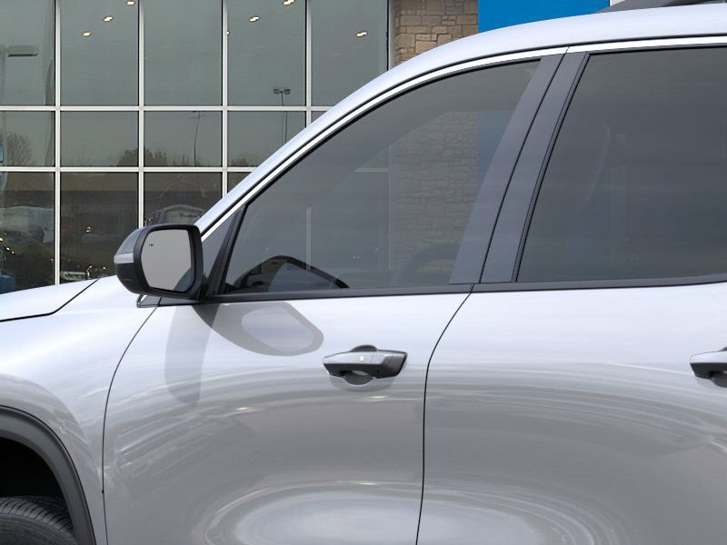 New 2025 Chevrolet Traverse LT w/ Driver Confidence Package image 12