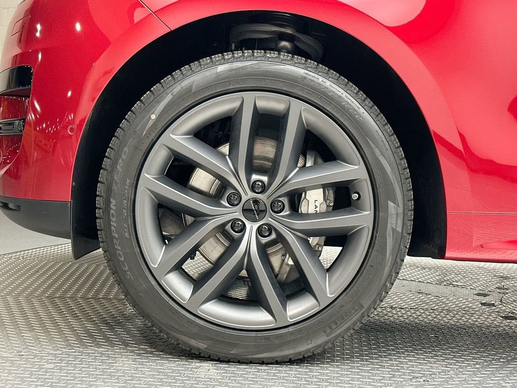 New 2026 Land Rover Range Rover Sport SE AWD/4WD image 13
