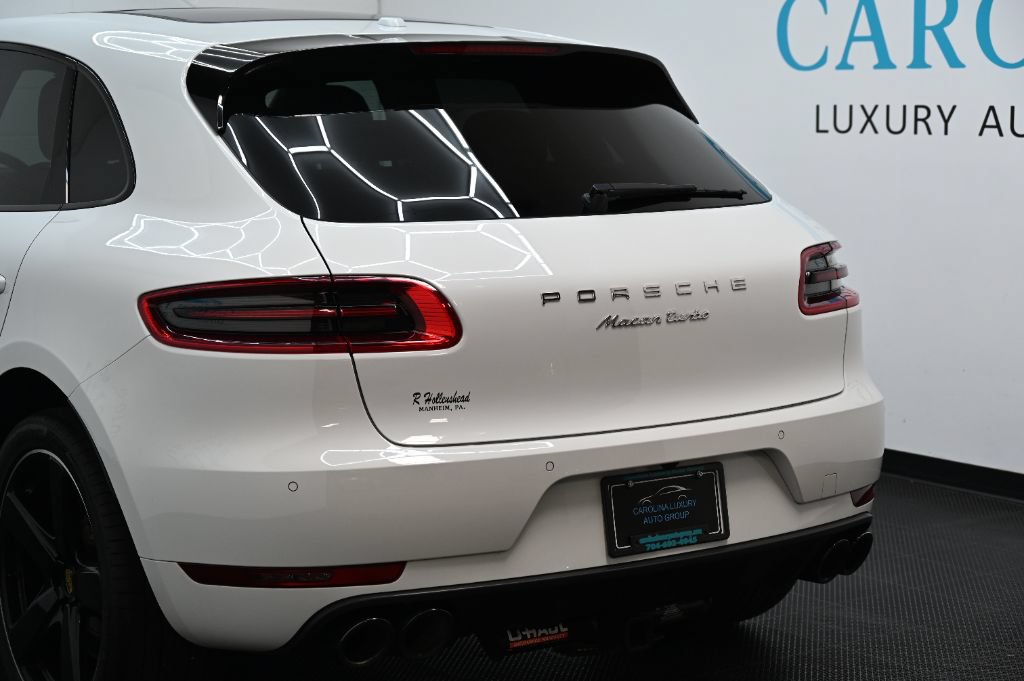 Used 2016 Porsche Macan Turbo w/ Premium Package Plus AWD/4WD image 12