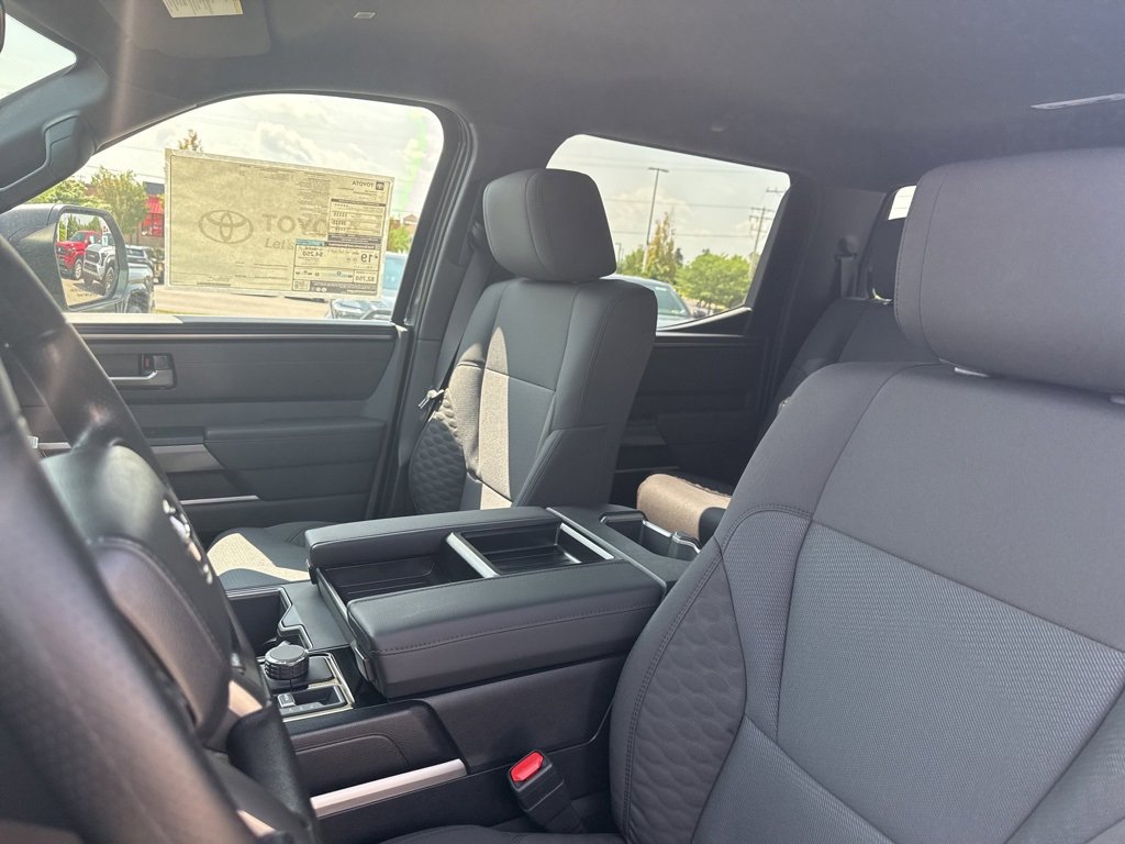 New 2025 Toyota Tundra SR5 image 30