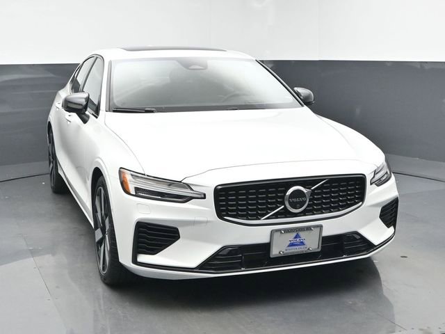 Used 2024 Volvo S60 T8 Ultimate w/ Climate Package image 2