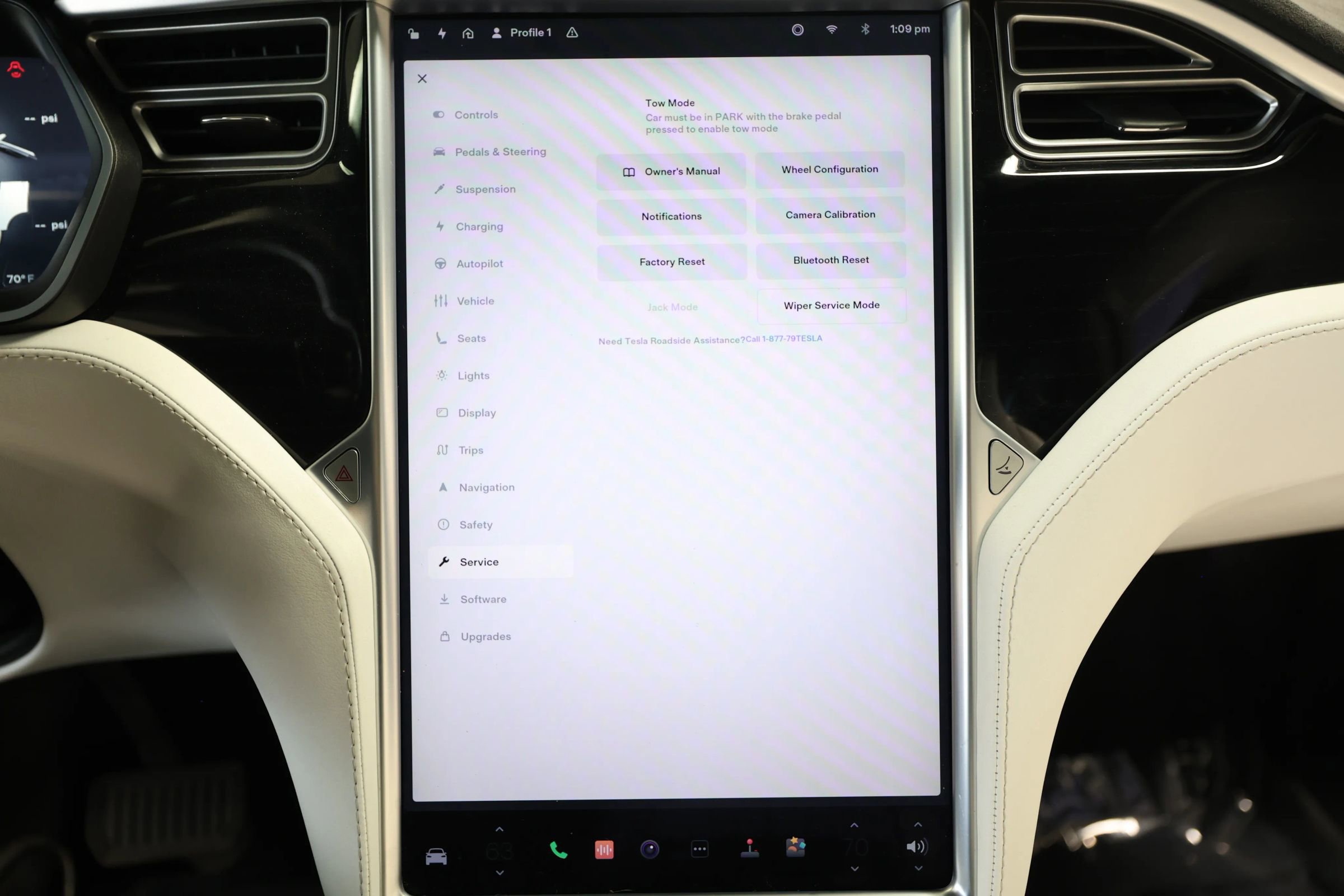 Used 2017 Tesla Model X 75D AWD/4WD image 70