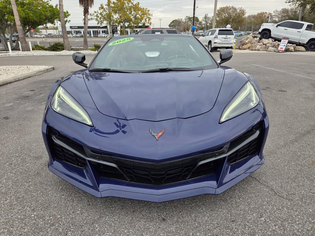 Used 2025 Chevrolet Corvette Z06 image 17