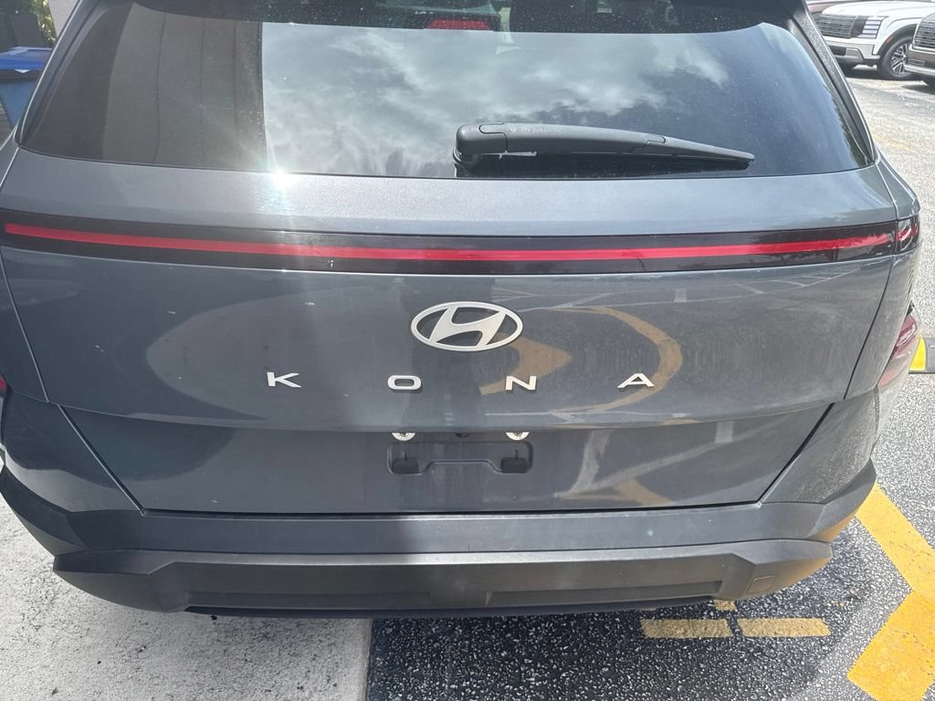 Used 2025 Hyundai Kona SEL FWD image 20