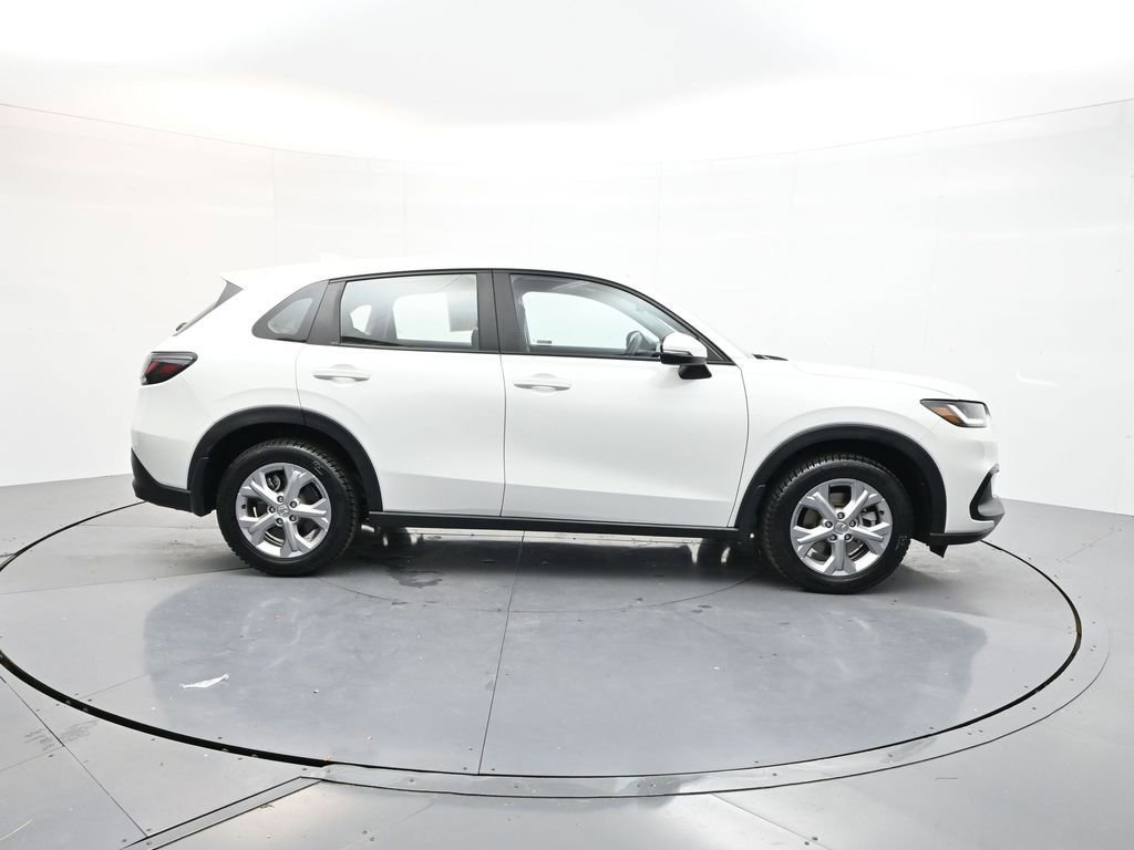 Used 2024 Honda HR-V LX image 8