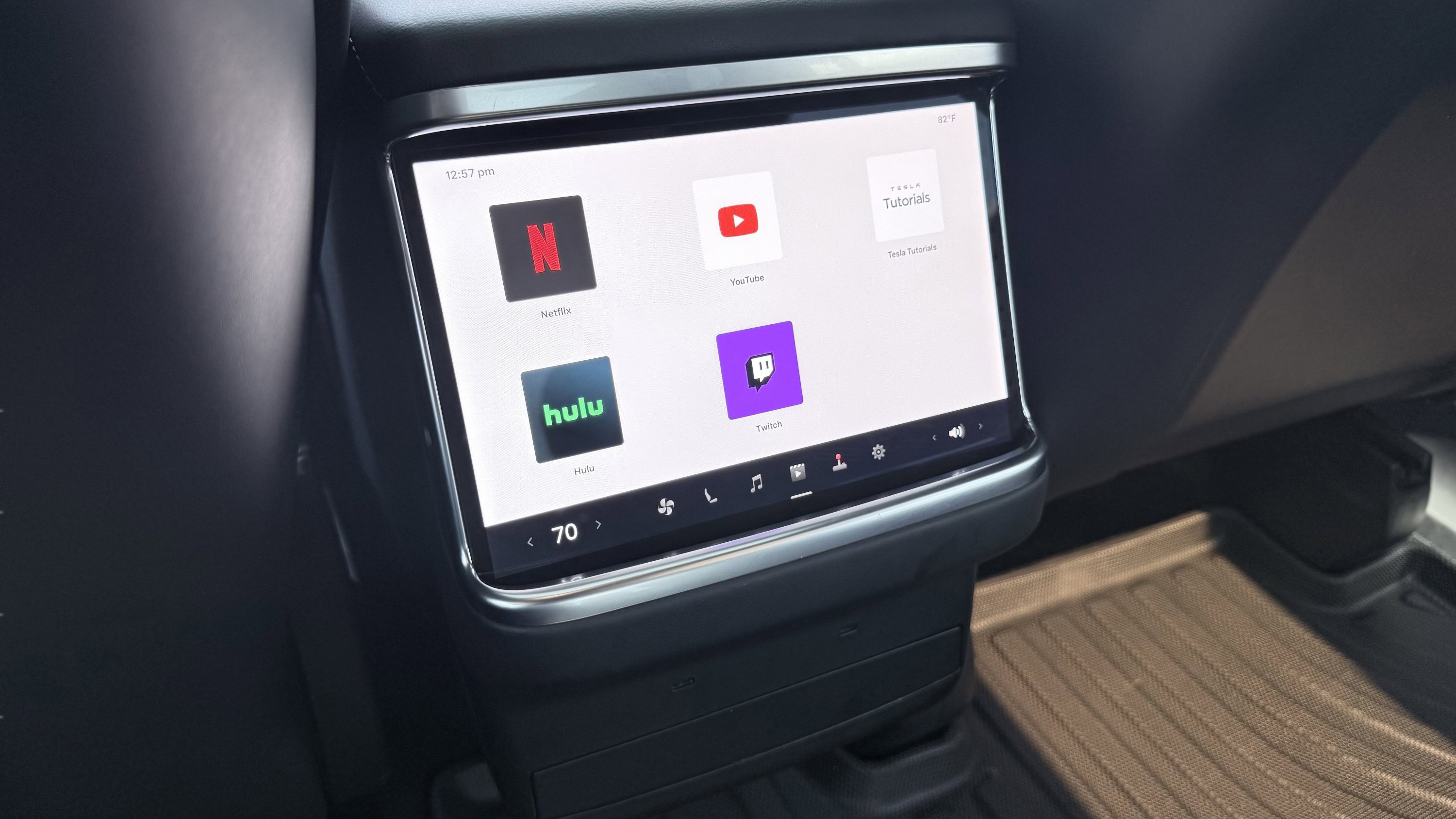 Used 2023 Tesla Model X Plaid image 46