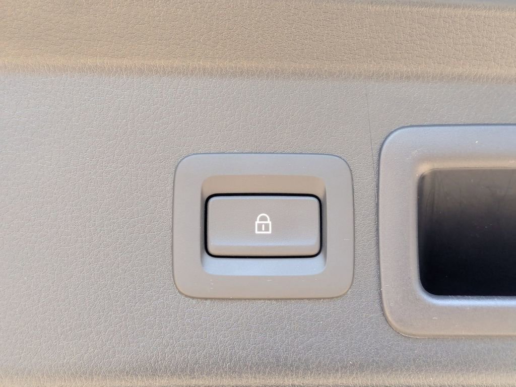 Used 2025 MAZDA CX-30 AWD 2.5 S w/ Preferred Package image 30