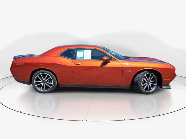 Used 2023 Dodge Challenger R/T RWD image 5
