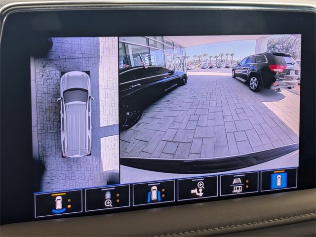 Used 2021 Chevrolet Suburban Premier w/ Premium Package image 25