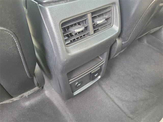 Certified 2024 Ford Edge SEL w/ Convenience Package image 12