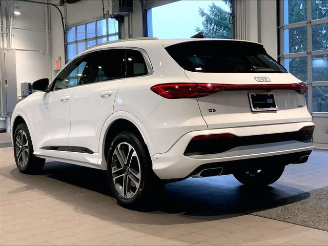 Certified 2025 Audi Q5 Premium w/ Convenience Package AWD/4WD image 3